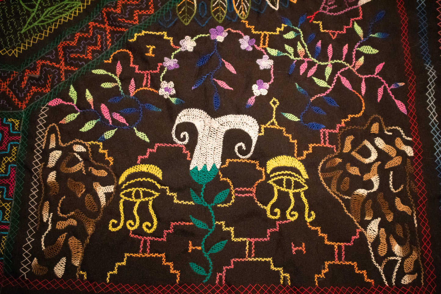 Large Kené tapestry